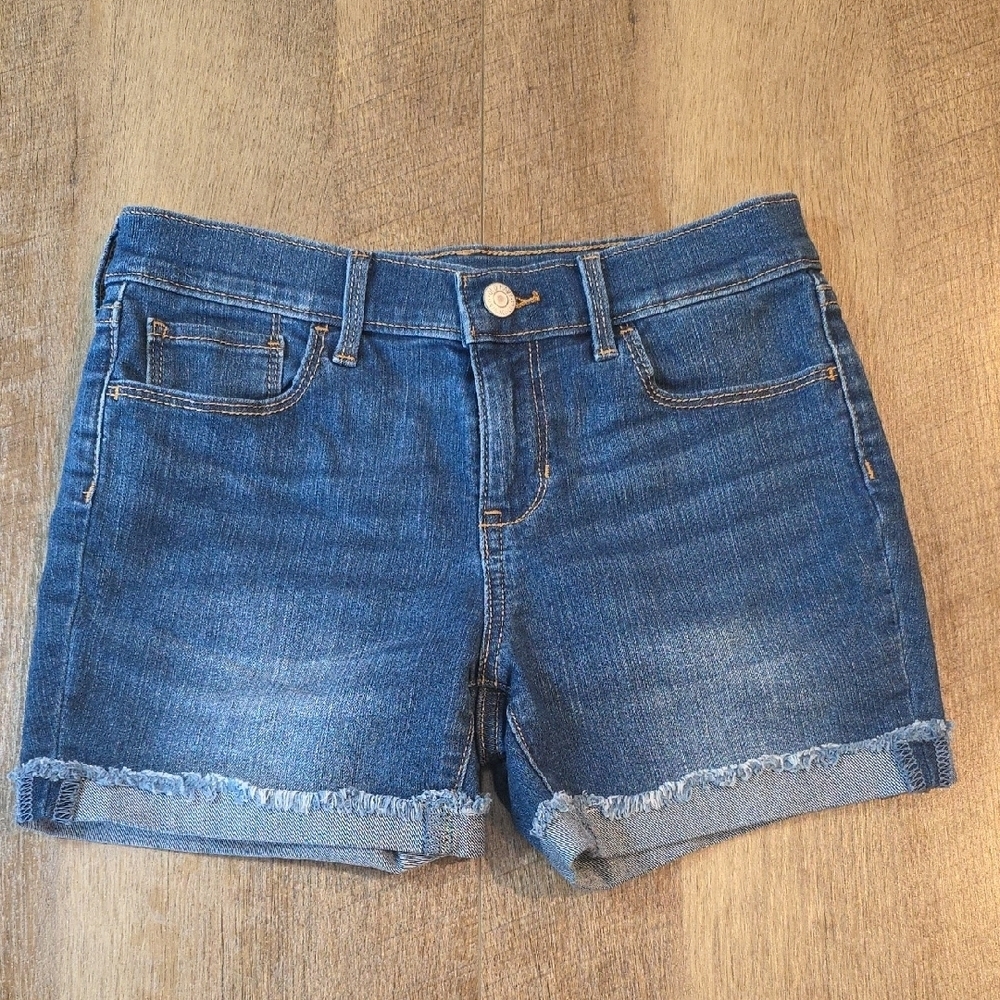 Old Navy Girls Classic Blue Jean Shorts. Size 12.